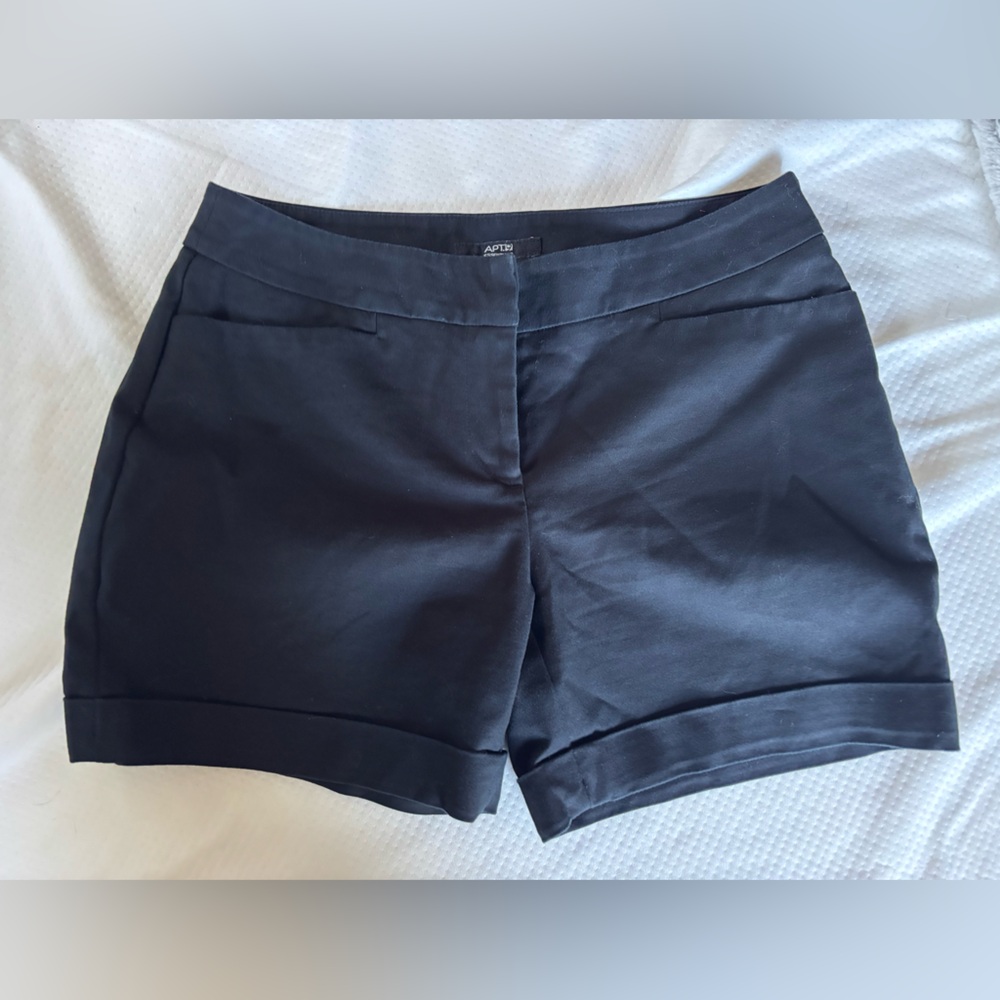 Apt. 9 Women's Black Shorts